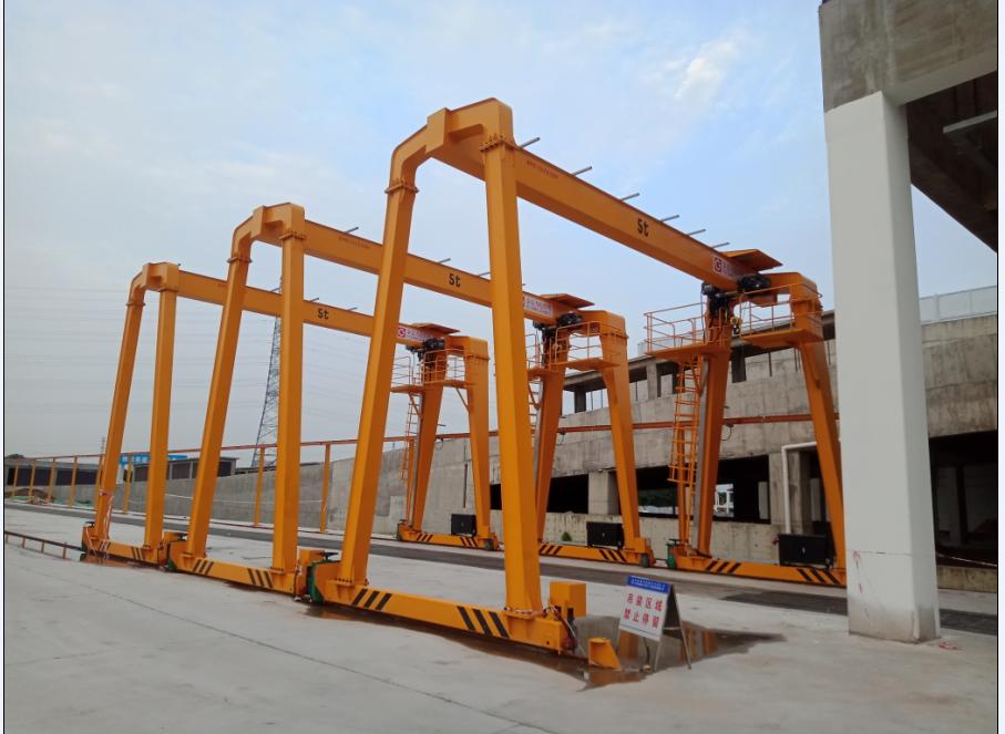 安裝廣州地鐵18&22號(hào)龍門(mén)式起重機(jī)SWF電動(dòng)葫蘆